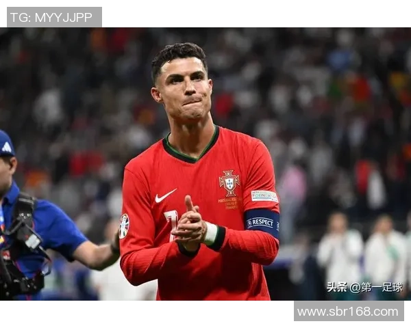 足球星光闪耀精彩瞬间集锦，感受世界顶级球员的无与伦比技艺